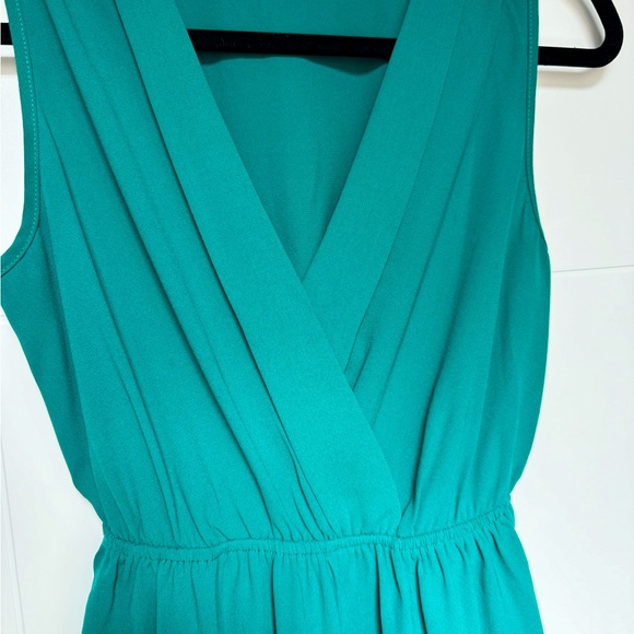 Green Dress - Picture 3 of 3